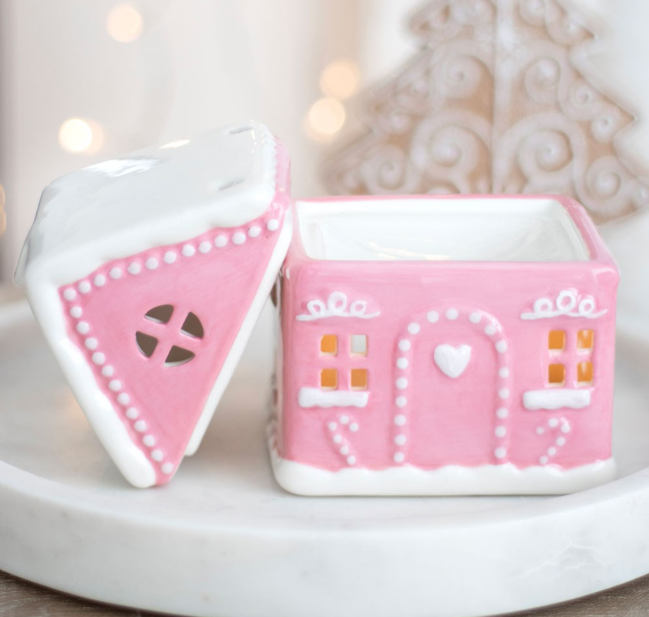 Pink Gingerbread House Burner image 1
