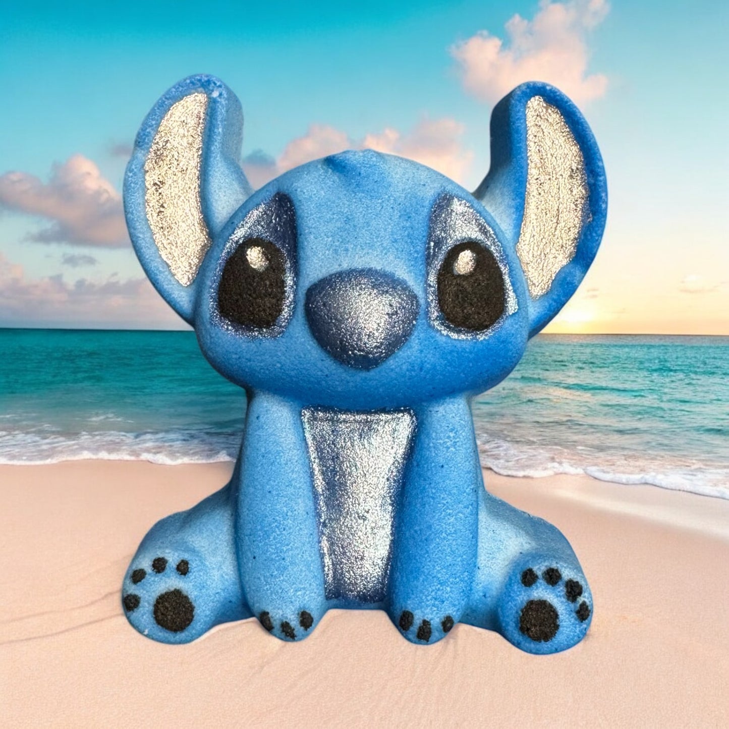 Cute Alien Bath Bomb image 0