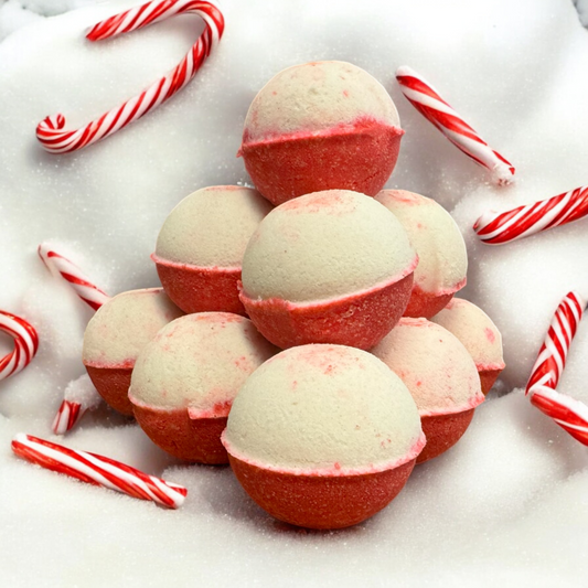 Candy Cane Mini Bath Bombs  image 0