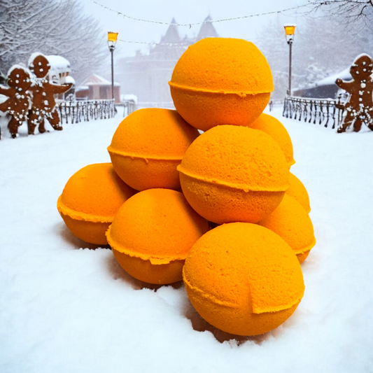 Gingerbread House Mini Bath Bomb  image 0