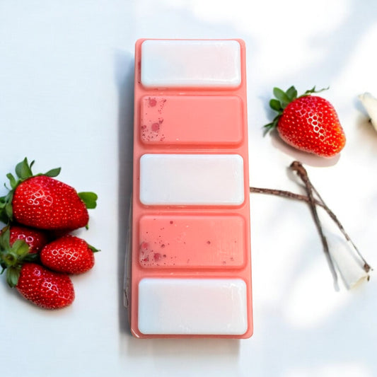 Strawberry & Vanilla Wax Melt Snap Bar  image 0
