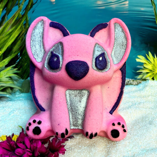 Cute Aliens Girlfriend Bath Bomb  image 0